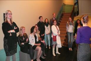 Museumrondleidingen.nl in actie tijdens de Haagse Museumnacht.
Foto: De Mesdag Collectie.